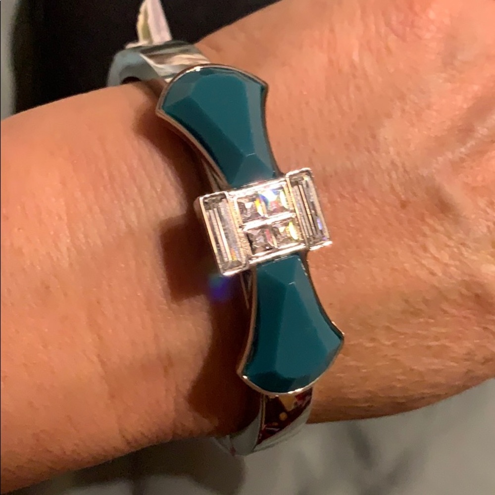Bow Bracelet